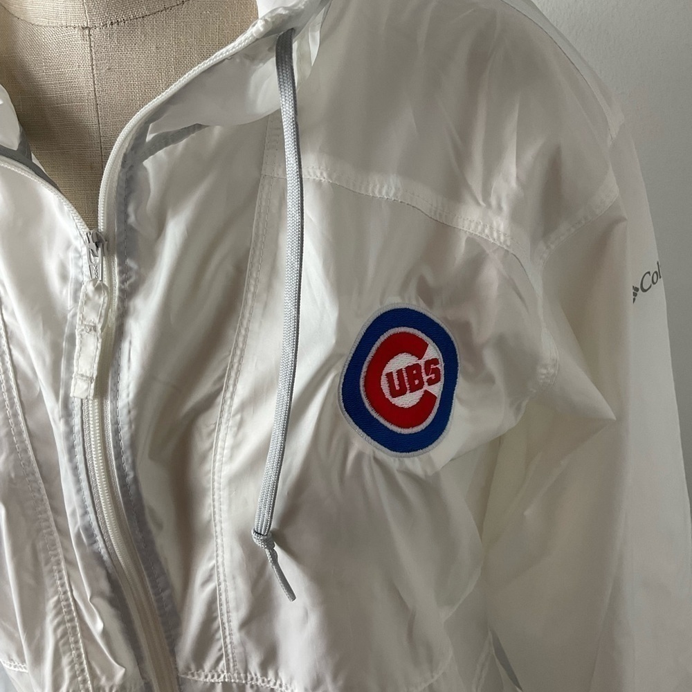 CHICAGO Cubs Columbia White Flashback Full-Zip Windbreaker Hoodie Jacket Sz S - Picture 3 of 6